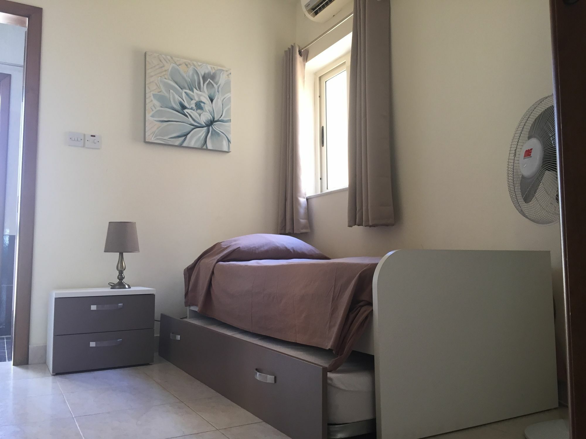 Seafront Apartment Blue Water St Paul's Bay Exterior foto
